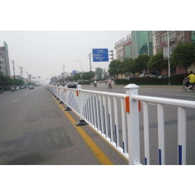 兴安盟市政道路护栏工程